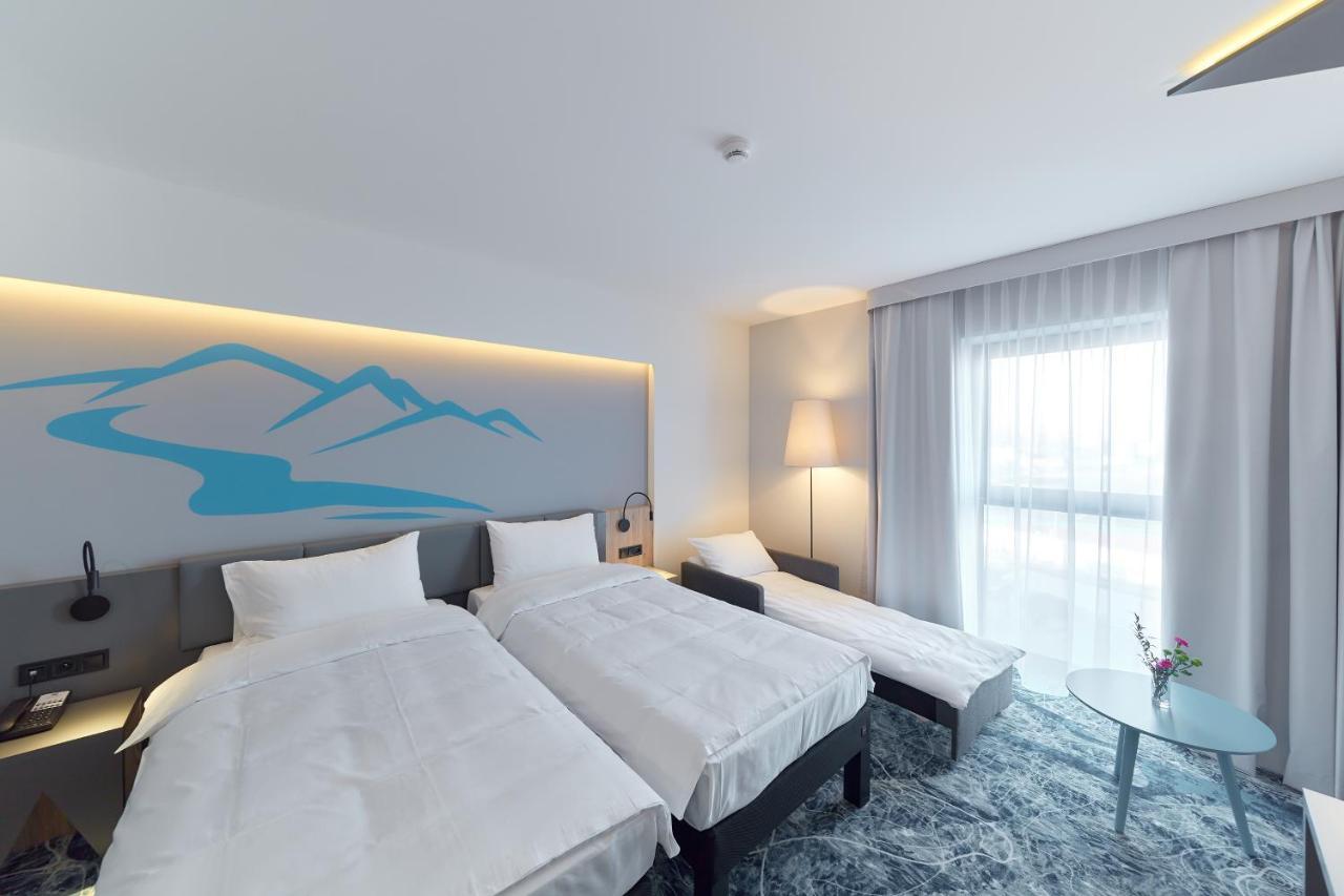 Hotel Ibis Styles Nowy Targ Extérieur photo